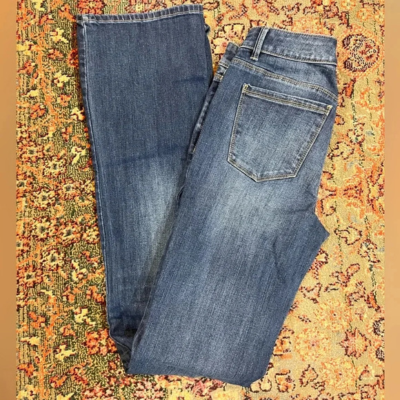 FINAL PRICE White House Black Market Bootcut Jeans - Picture 8 of 13